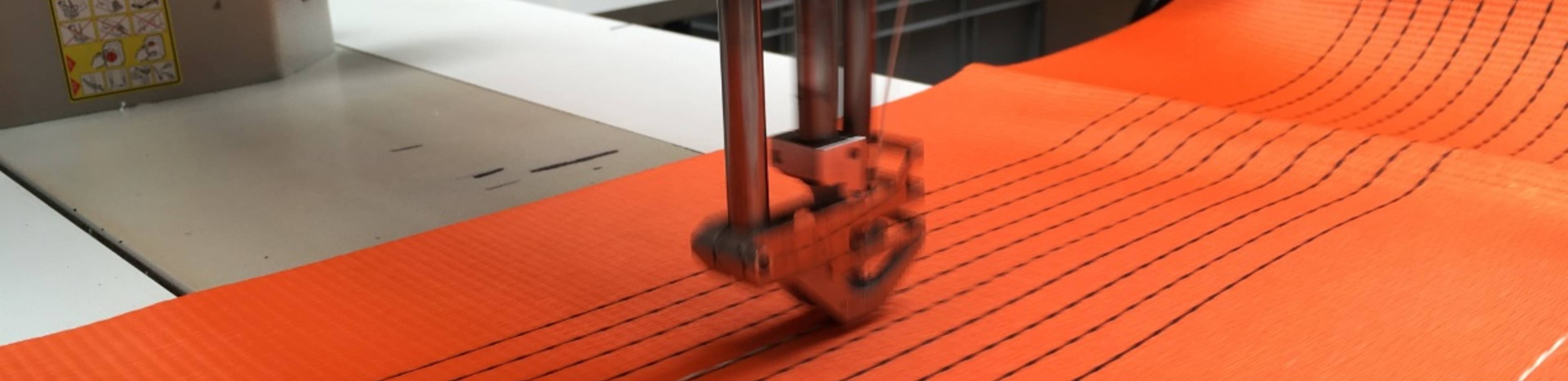 LIFTING SLINGS IN POLYESTER WITH REINFORCED EYES • EYE/EYE SLINGS SWL